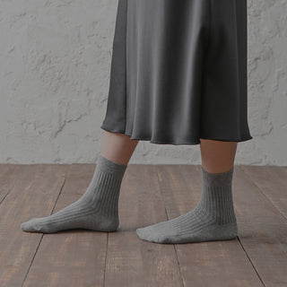 WOMEN'S SOCKS