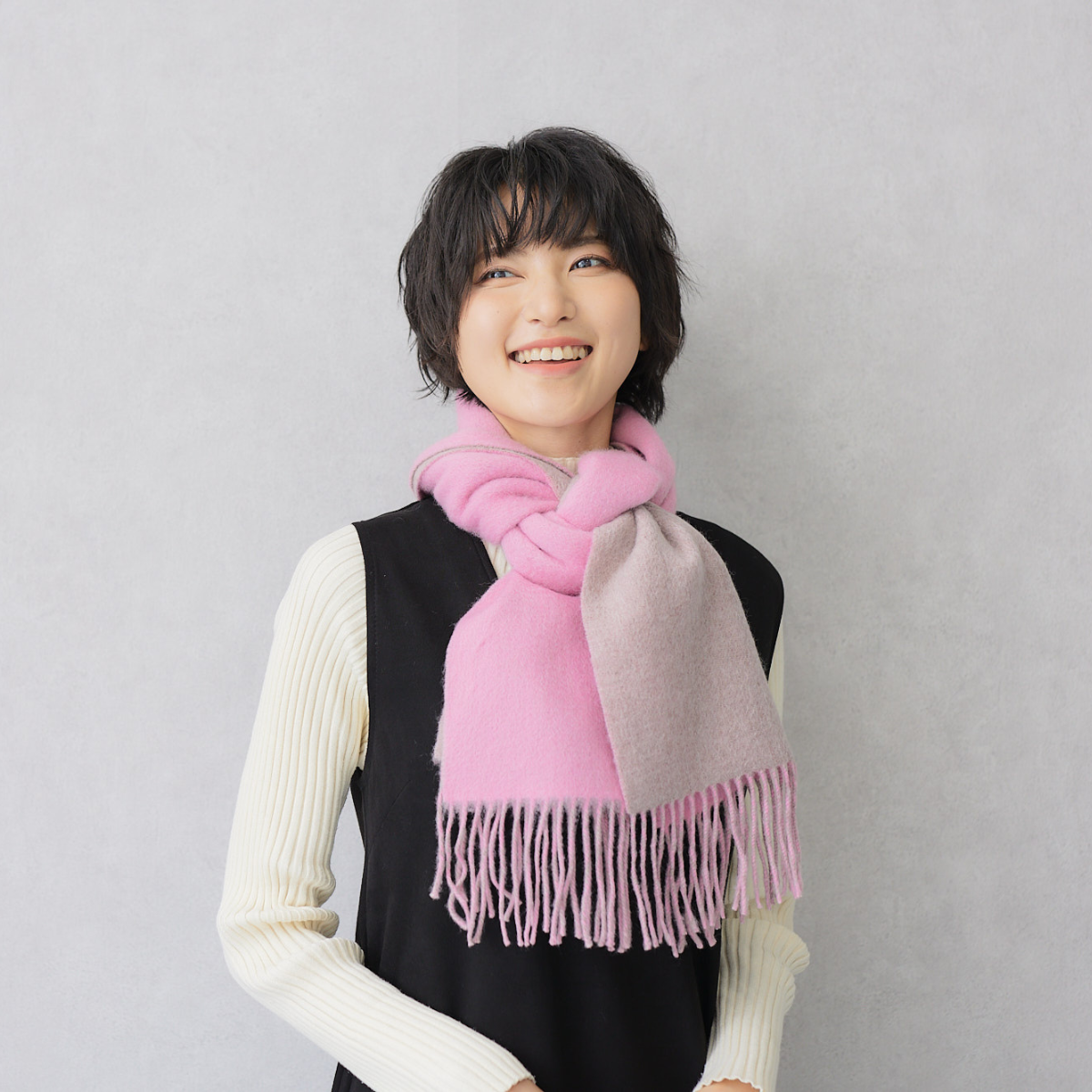 CashmereBlend リバーシブルマフラー Pink Women's 無地 ピンク CashmereBlend リバーシブルマフラー Pink Women's 無地 ピンク